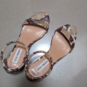 Steve Madden Ibbie Sandal